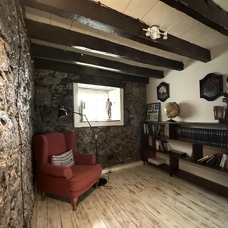 Casa Antigua